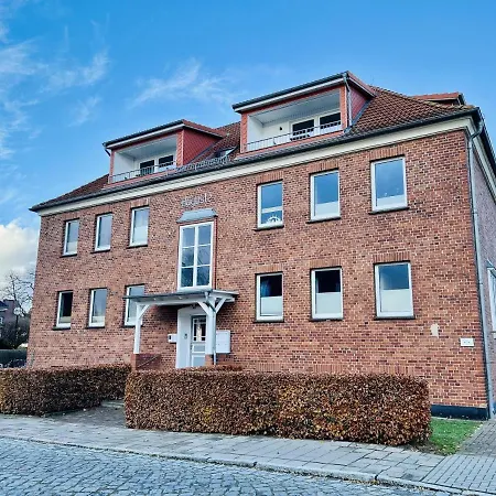 アパート Haus Auguste, Strandlaeufer ロストック