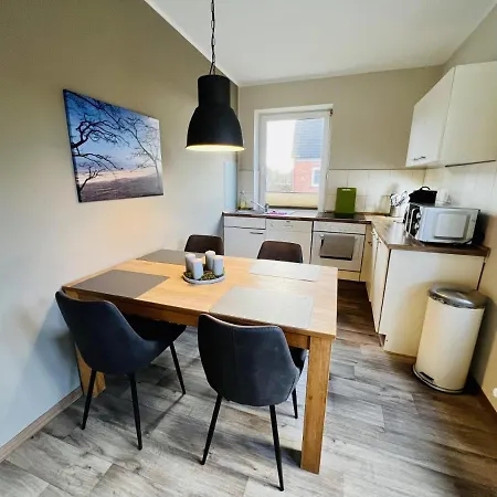 Haus Auguste, Strandlaeufer *