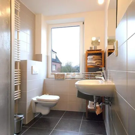 Haus Auguste, Strandlaeufer 아파트 로스토크